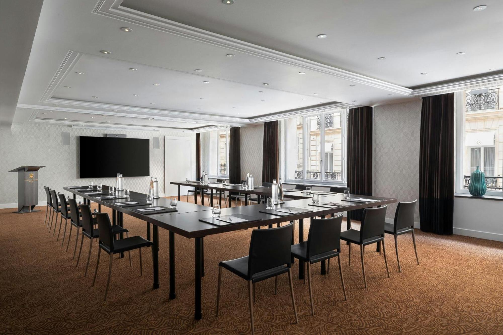 Prince De Galles, A Luxury Collection Hotel, Paris Exterior photo