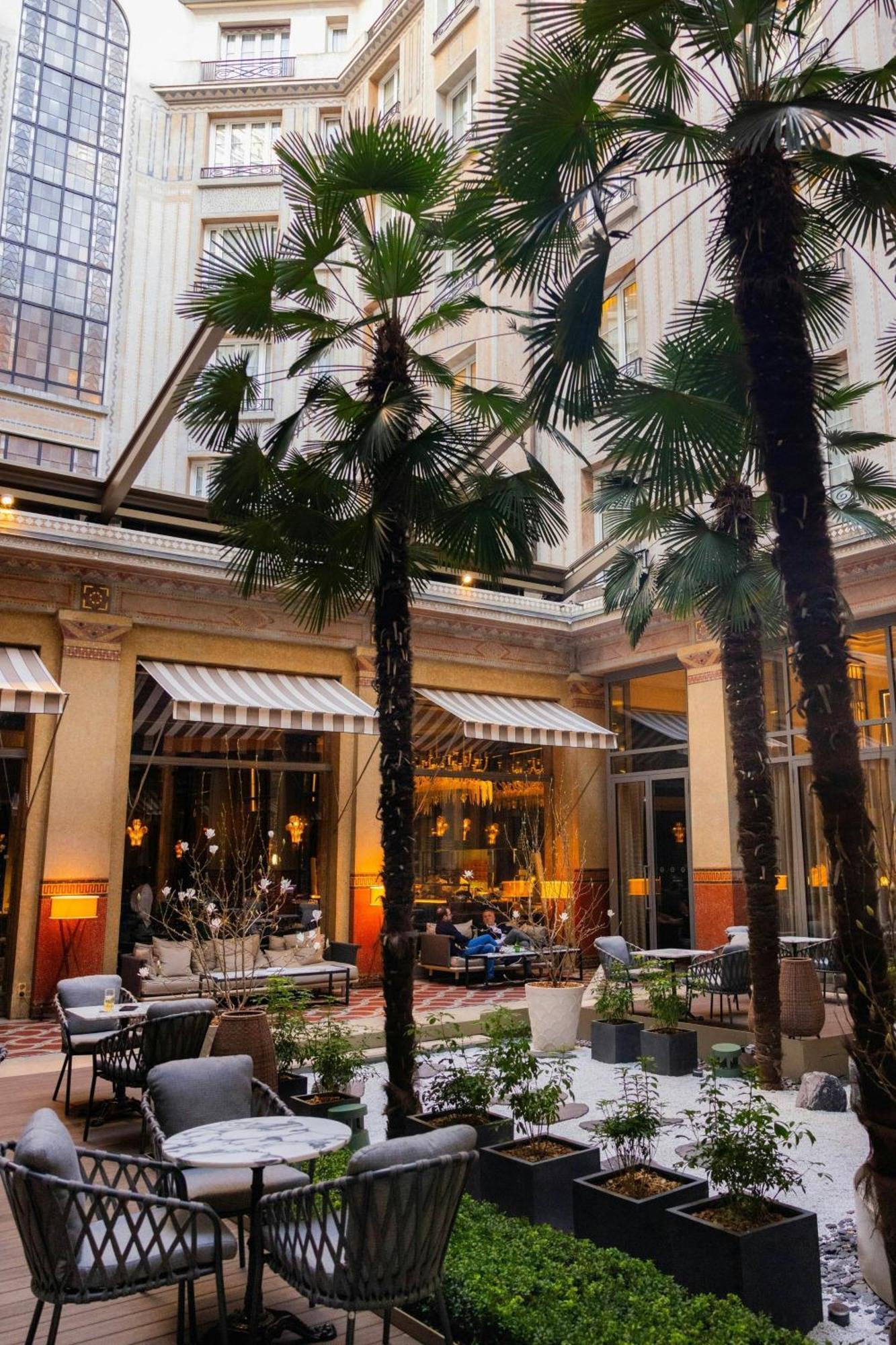 Prince De Galles, A Luxury Collection Hotel, Paris Exterior photo