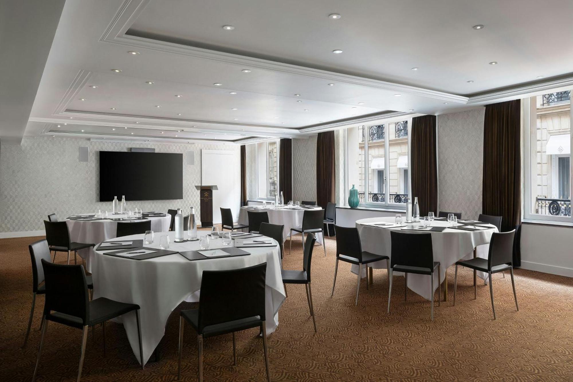 Prince De Galles, A Luxury Collection Hotel, Paris Exterior photo